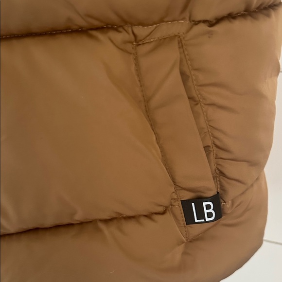 Camel Puffer Vest - Picture 4 of 6